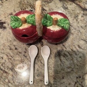 Vintage Le Gourmet Apple Condiment Set.
